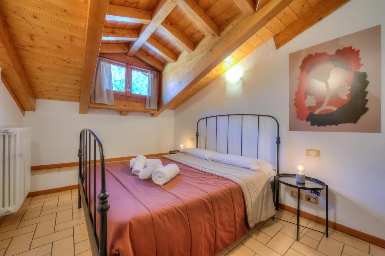 Le Stanze Del Lago Apartments コモ エクステリア 写真